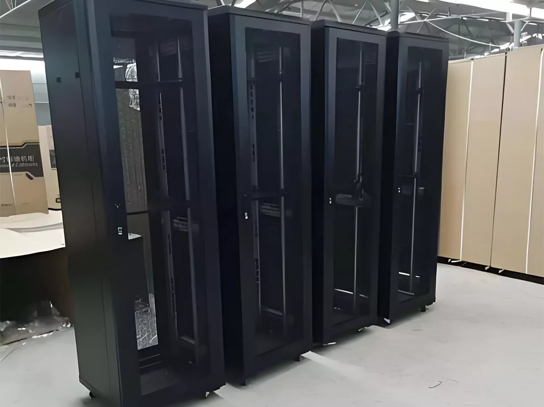 کمپیوٹر روم نیٹ ورک کابینہ