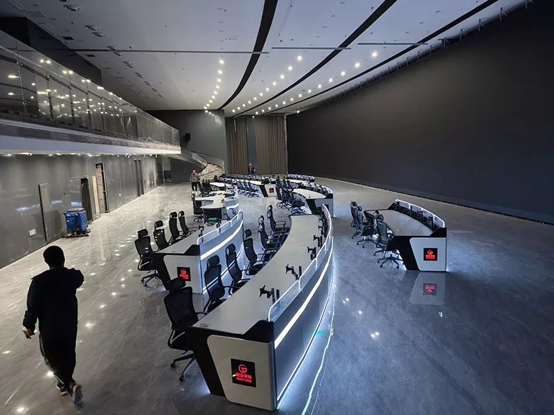 مڑے ہوئے مانیٹرنگ کنسول